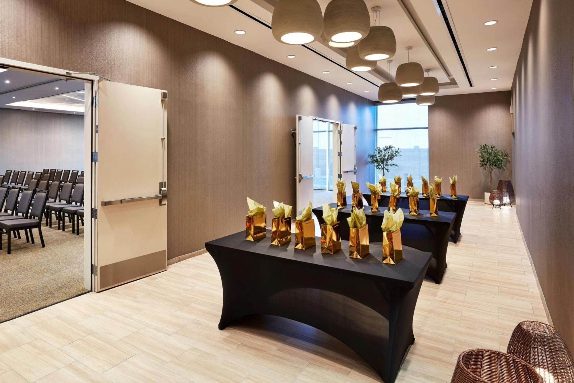 Springhill Suites By Marriott Los Angeles Downey Ngoại thất bức ảnh